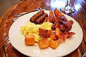 JH Adams Inn, Trademark Collection by Wyndham