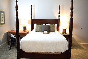 JH Adams Inn, Trademark Collection by Wyndham