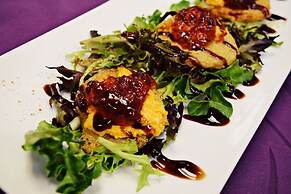 JH Adams Inn, Trademark Collection by Wyndham