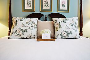 JH Adams Inn, Trademark Collection by Wyndham