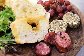 JH Adams Inn, Trademark Collection by Wyndham