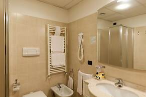 Hotel Lovere Resort & Spa