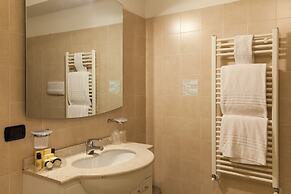 Hotel Lovere Resort & Spa