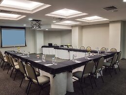 Sol Alphaville Hotel & Residence