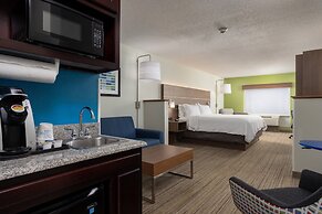 Holiday Inn Express & Suites Carrollton by IHG