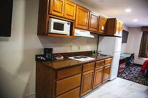 Town House Extended Stay Hotel Downtown