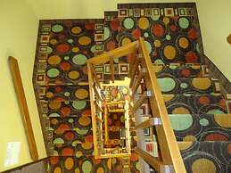 Town House Extended Stay Hotel Downtown