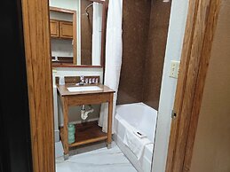 Town House Extended Stay Hotel Downtown