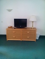 Dockside Inn & Resort