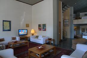 Dioscouri Hotel