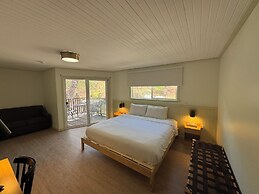 Pikes Peak Inn