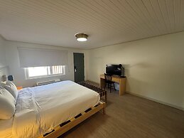 Pikes Peak Inn