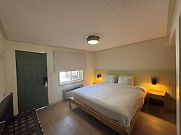 Pikes Peak Inn