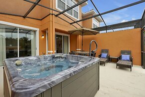 Regal Oaks Resort Vacation Townhomes by IDILIQ