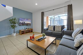 Regal Oaks Resort Vacation Townhomes by IDILIQ