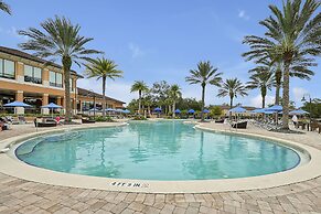 Regal Oaks Resort Vacation Townhomes by IDILIQ