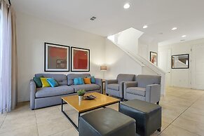 Regal Oaks Resort Vacation Townhomes by IDILIQ