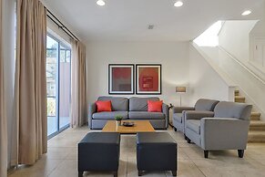 Regal Oaks Resort Vacation Townhomes by IDILIQ