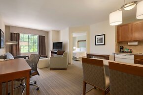 Homewood Suites by Hilton Jacksonville Deerwood Park