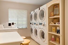 Homewood Suites by Hilton Jacksonville Deerwood Park