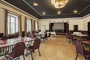 Hotel Vinhuset