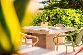 Apollo Resort Art Hotel