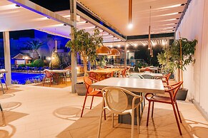 Apollo Resort Art Hotel