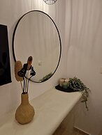 Amerisa Suites & Villa