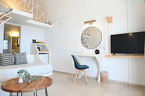 Amerisa Suites & Villa