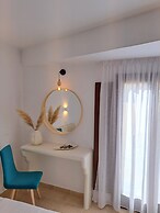 Amerisa Suites & Villa