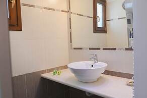 Amerisa Suites & Villa