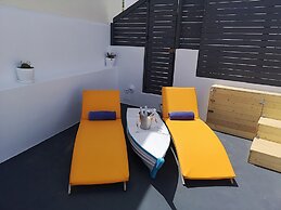 Amerisa Suites & Villa