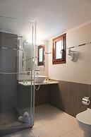 Amerisa Suites & Villa