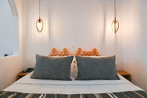 Amerisa Suites & Villa