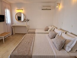 Amerisa Suites & Villa