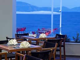 Dimitra Beach Hotel & Suites