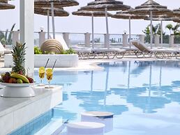 Dimitra Beach Hotel & Suites