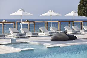 Dimitra Beach Hotel & Suites