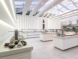 Dimitra Beach Hotel & Suites