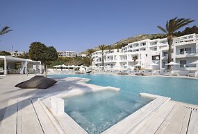 Dimitra Beach Hotel & Suites