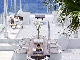 Dimitra Beach Hotel & Suites