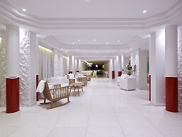 Dimitra Beach Hotel & Suites