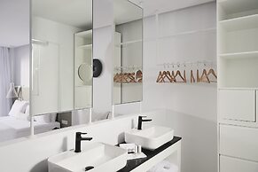 Dimitra Beach Hotel & Suites