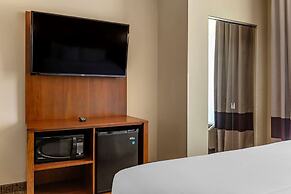 Comfort Suites Clayton - Garner