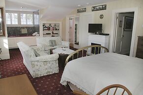 The Bykenhulle House
