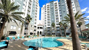 The Point Hotel & Suites