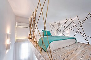 Athina Luxury Suites