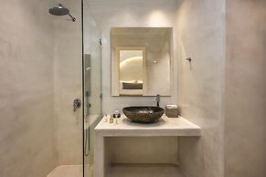 Athina Luxury Suites