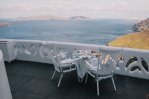 Athina Luxury Suites