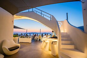 Athina Luxury Suites